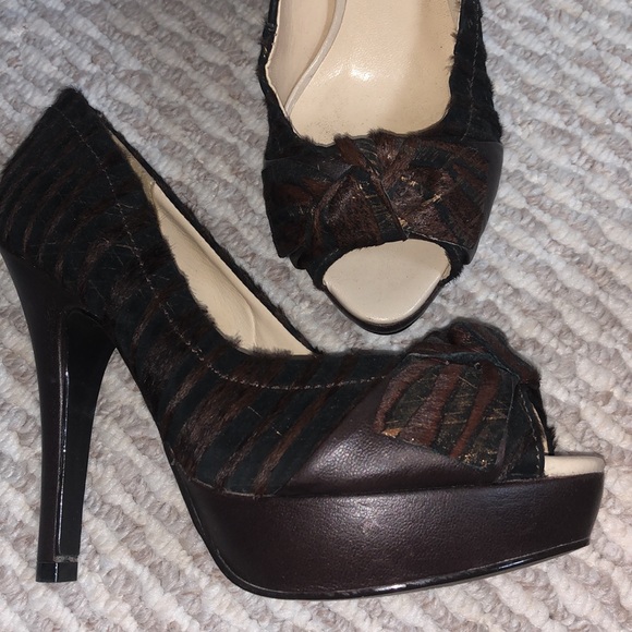 Via Uno Heels size 6 - Picture 7 of 7